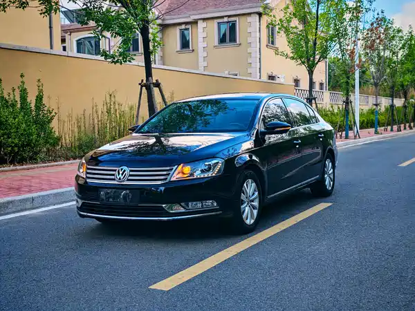 Volkswagen Magotan 2013