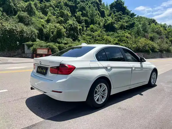 BMW 3 Series 2015