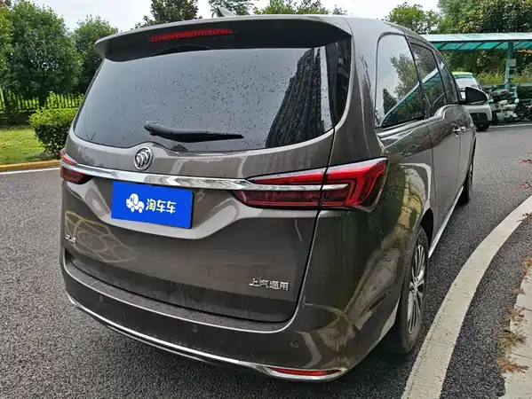 Buick GL8 2023