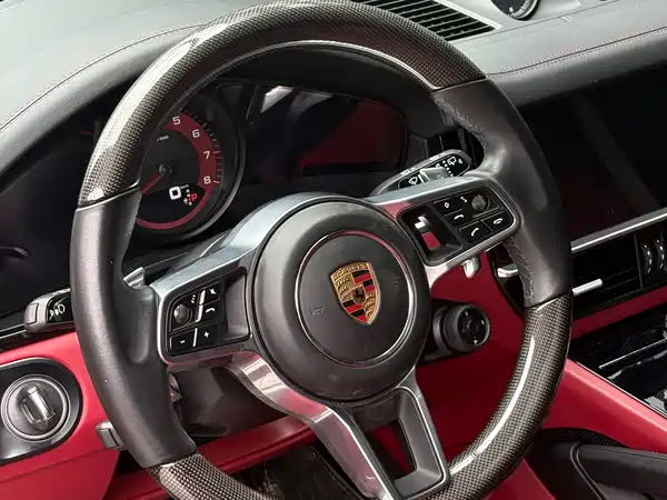 Porsche Cayenne 2023
