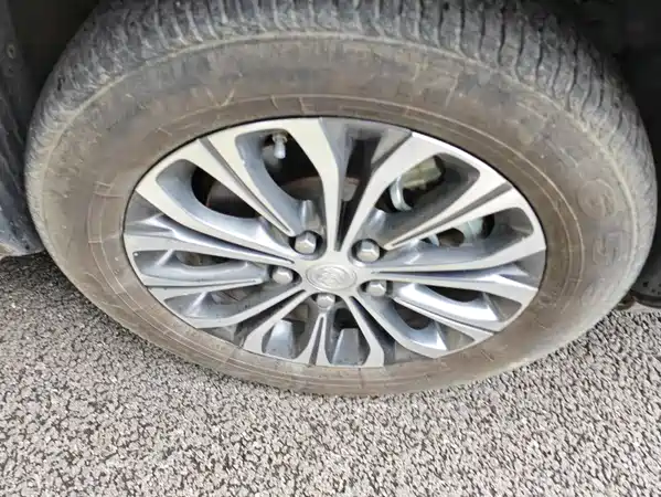 Buick GL8 2023
