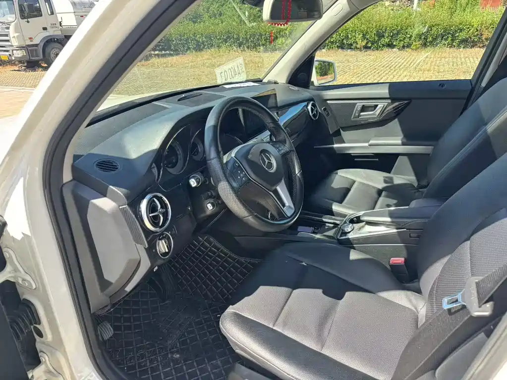 Mercedes-Benz GLK-Class 2014 — фото 11