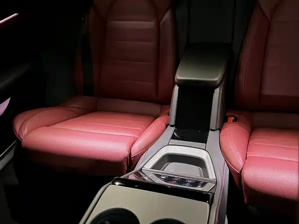 Porsche Panamera 2024