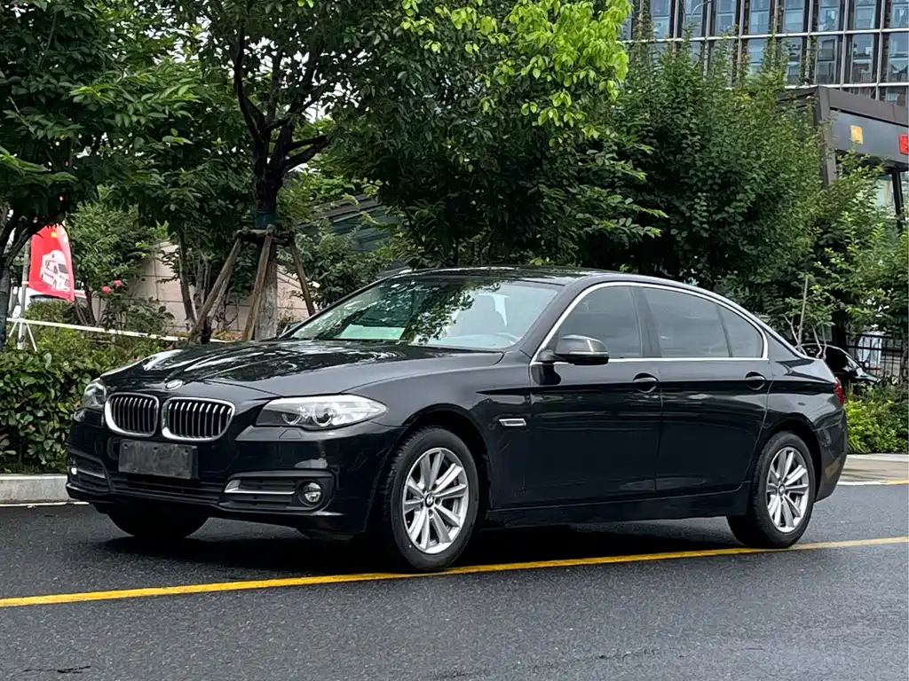 BMW 5 Series 2016