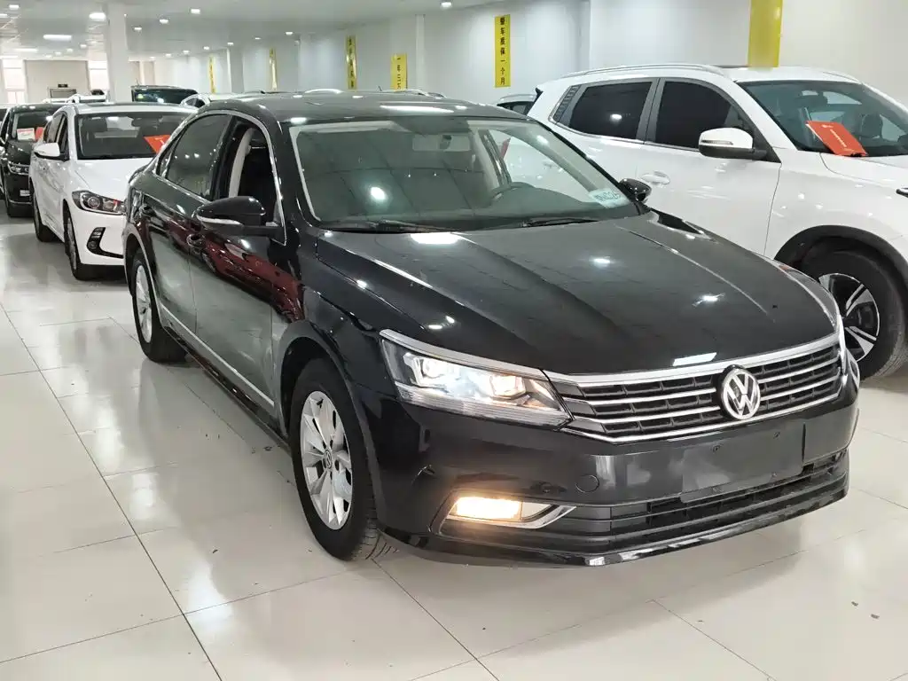 Volkswagen Passat 2019 — фото 22