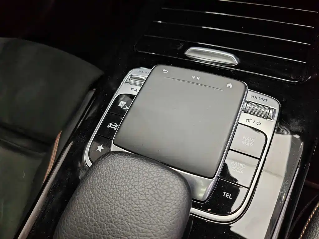 Mercedes-Benz A-Class 2019 — фото 18
