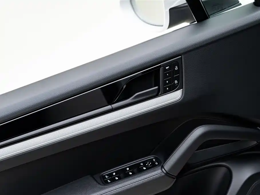 Porsche Cayenne 2024 — фото 15
