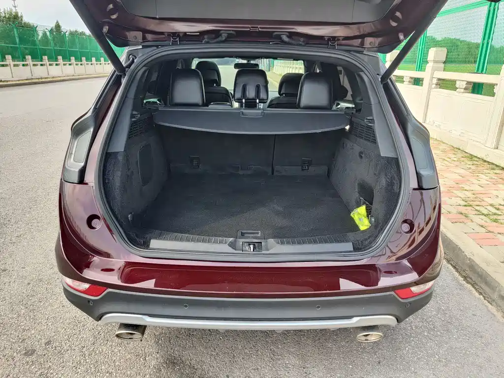 Lincoln MKC 2019 — фото 12