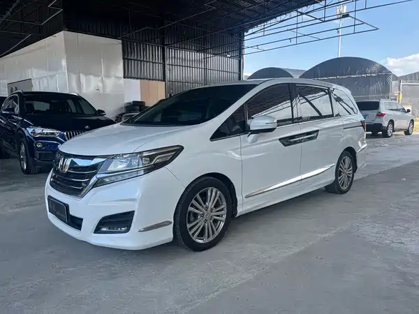 Honda Elysion 2018