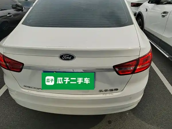 Ford Escort 2018