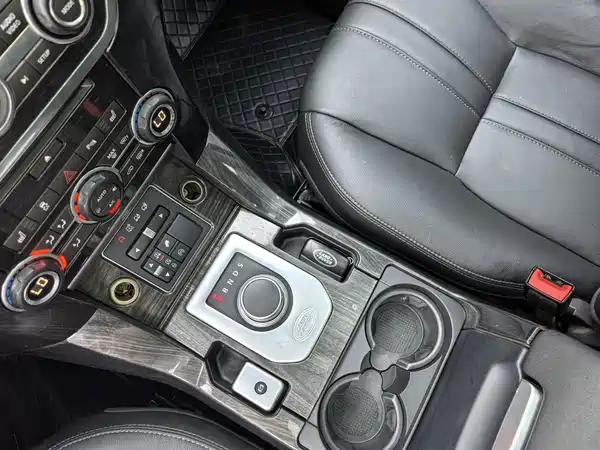 Land Rover Discovery 2017