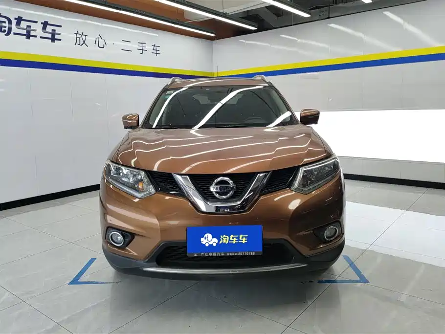 Nissan X-Trail 2015