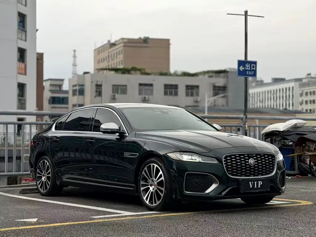 Jaguar XFL 2023 — фото 3