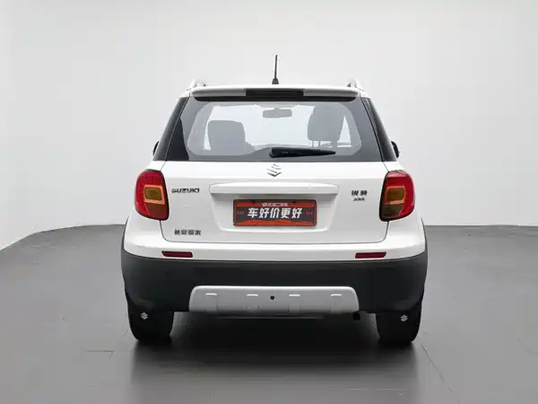 Suzuki Karma 2014
