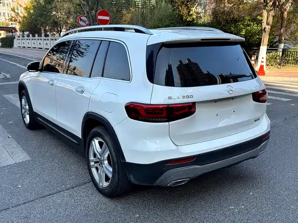 Mercedes-Benz GLB 2021