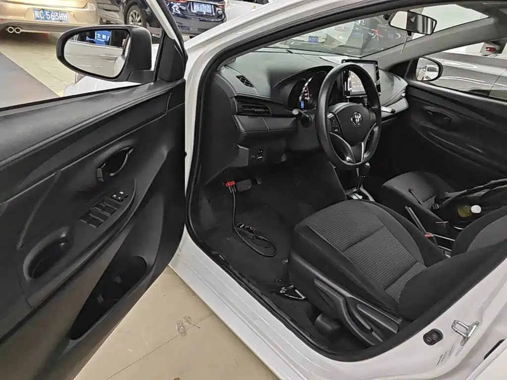 Toyota Vios FS 2022 — фото 16
