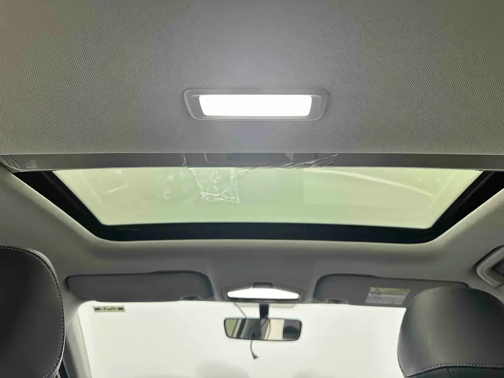 Geely Emgrand 2023 — фото 14
