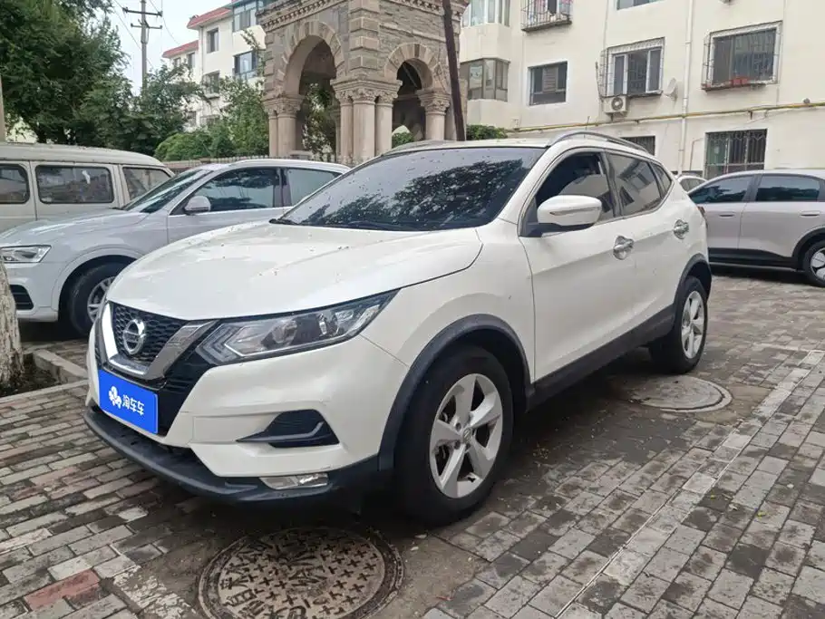 Nissan Qashqai 2021 — фото 1