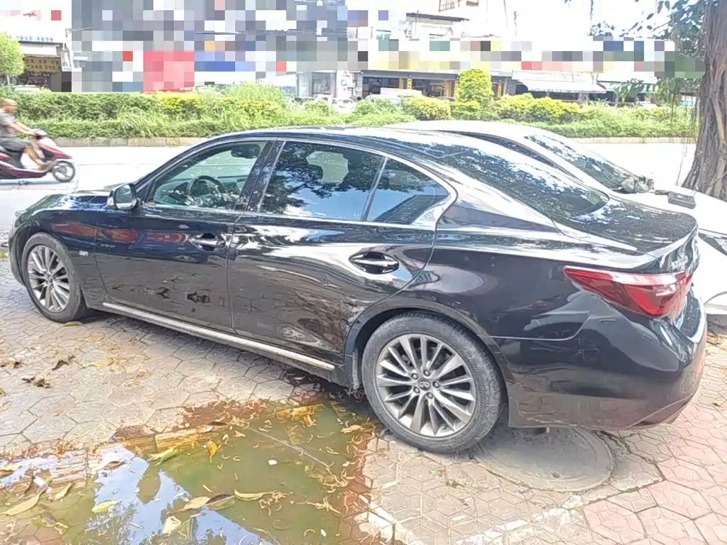 Infiniti Q50L 2021