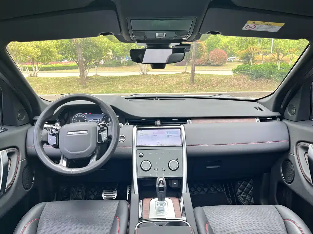 Land Rover Discovery Sport 2021 — фото 4