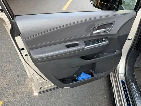 Toyota Sienna 2022