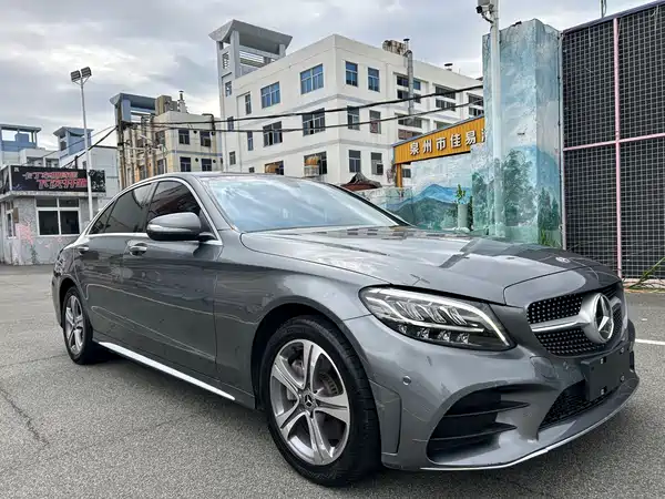 Mercedes-Benz C-Class 2019