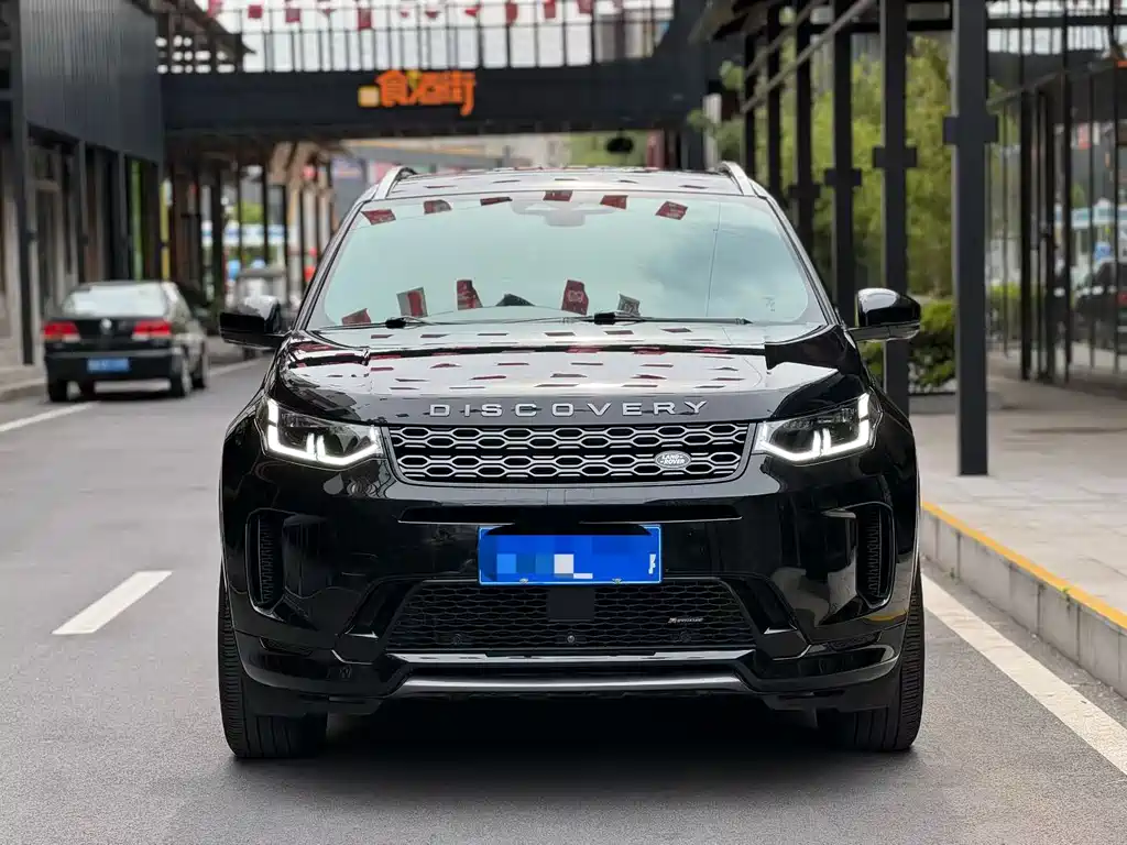 Land Rover Discovery Sport 2023 — фото 2