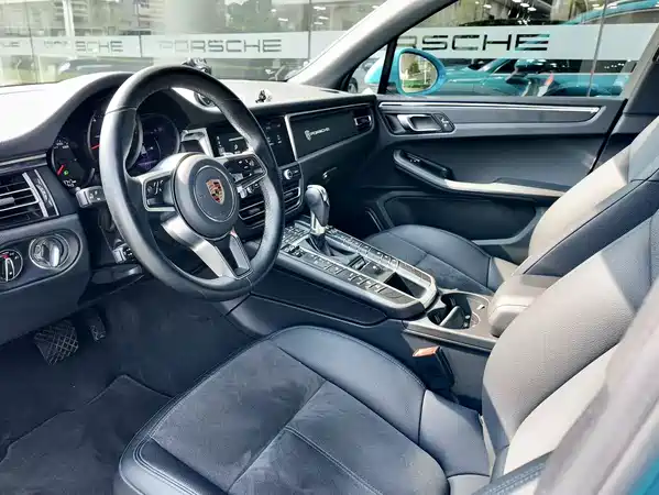 Porsche Macan 2020