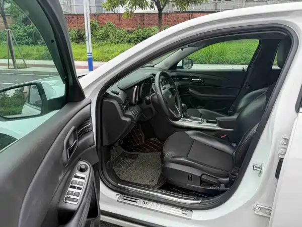 Chevrolet Malibu 2015