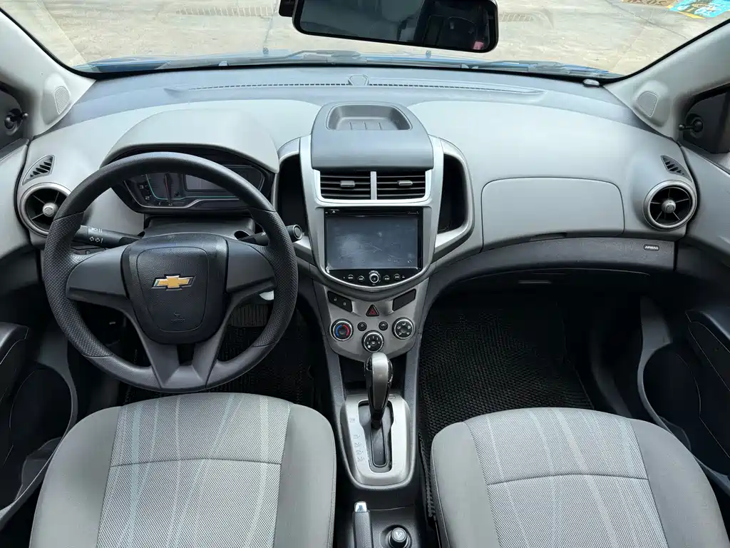 Chevrolet Aveo 2015