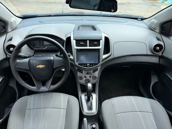 Chevrolet Aveo 2015