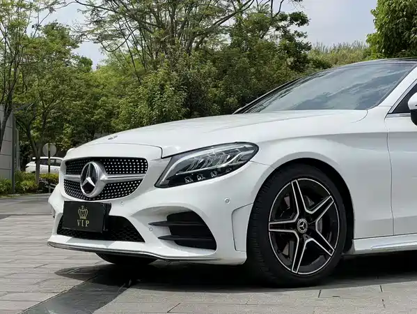 Mercedes-Benz C-Class 2019