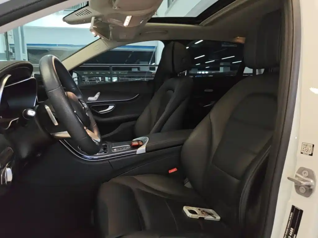 Mercedes-Benz C-Class 2020 — фото 15