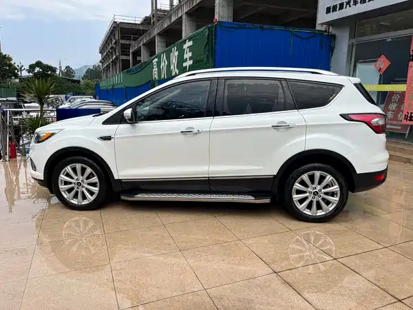 Ford Kuga 2017
