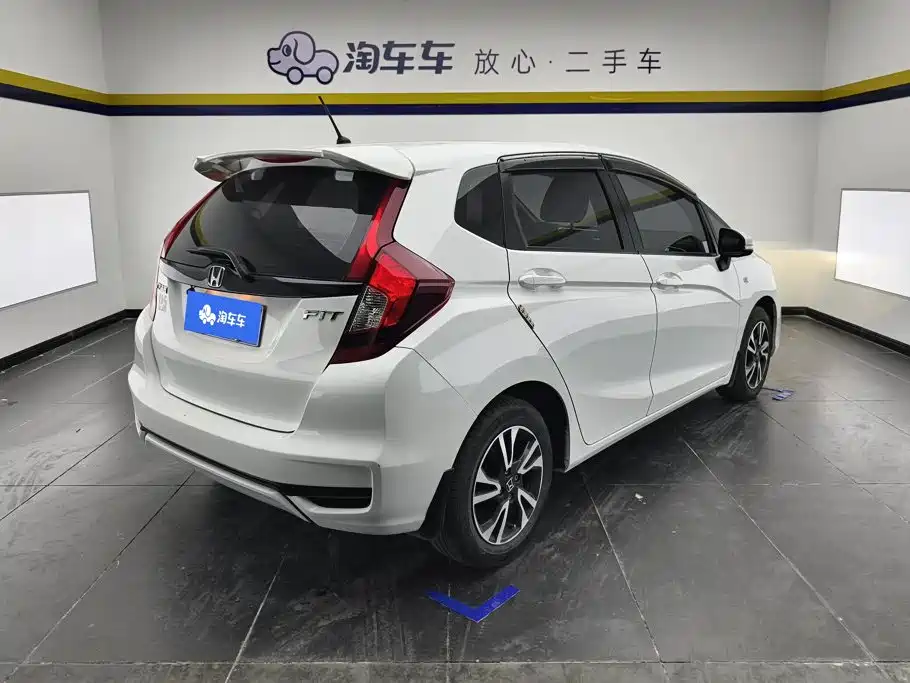 Honda Fit 2020 — фото 3