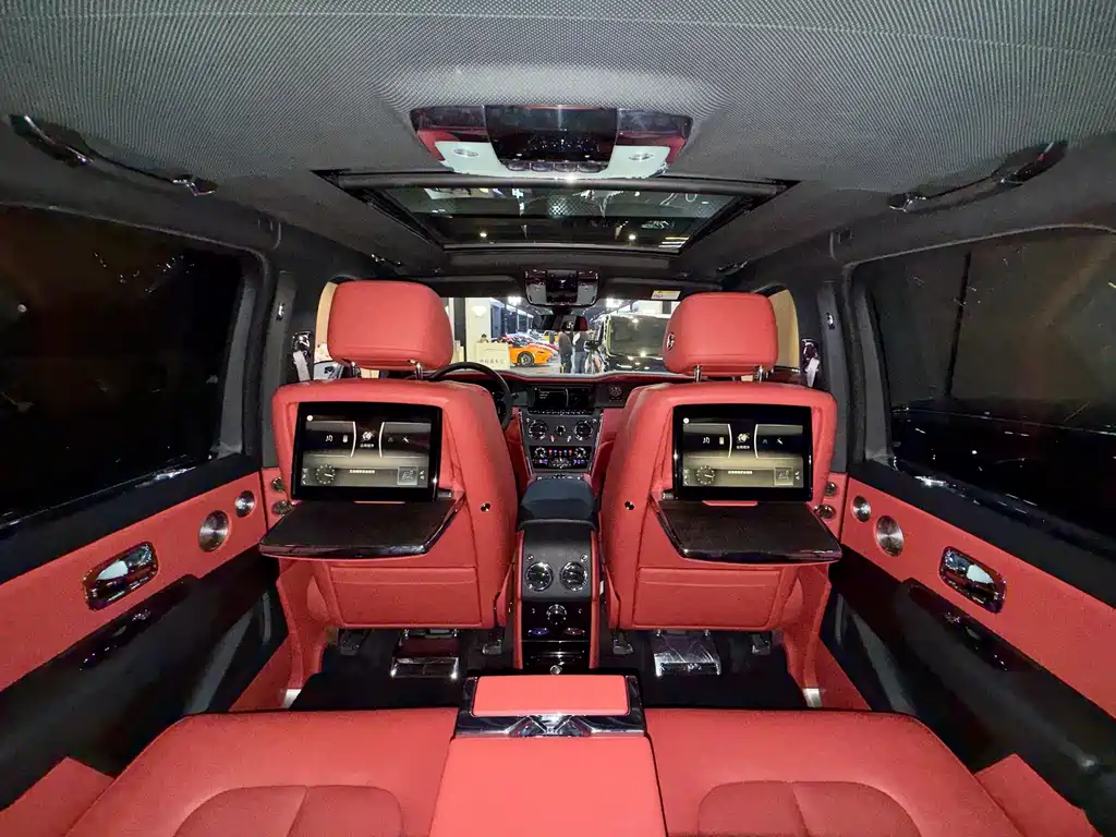 Rolls-Royce Cullinan 2019 — фото 5