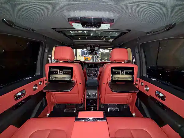 Rolls-Royce Cullinan 2019