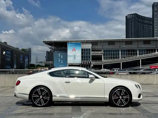 Bentley Continental 2016