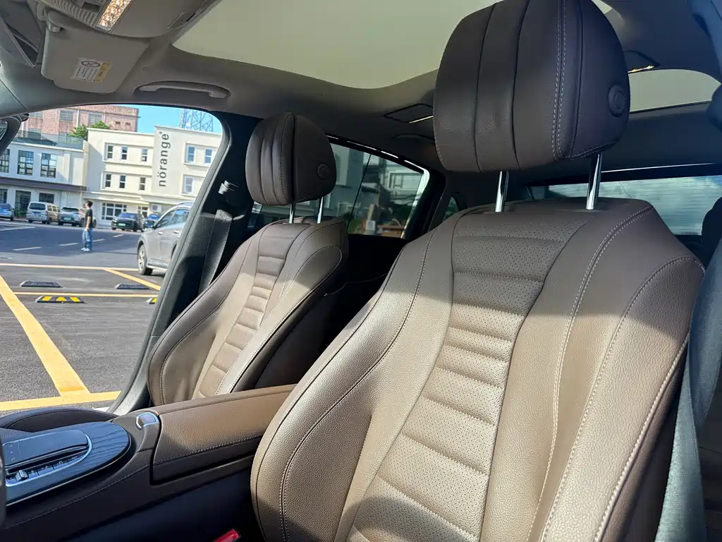Mercedes-Benz E-Class 2020 — фото 14