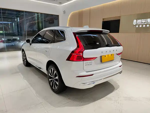 Volvo XC60 2023
