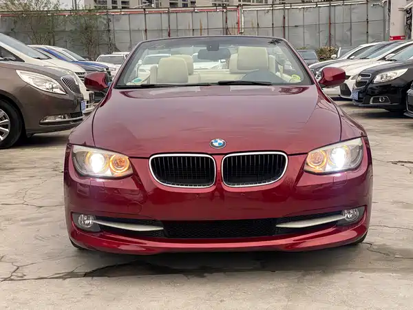 BMW 3 Series 2011