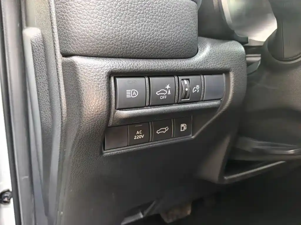 Toyota Prado 2024 — фото 15