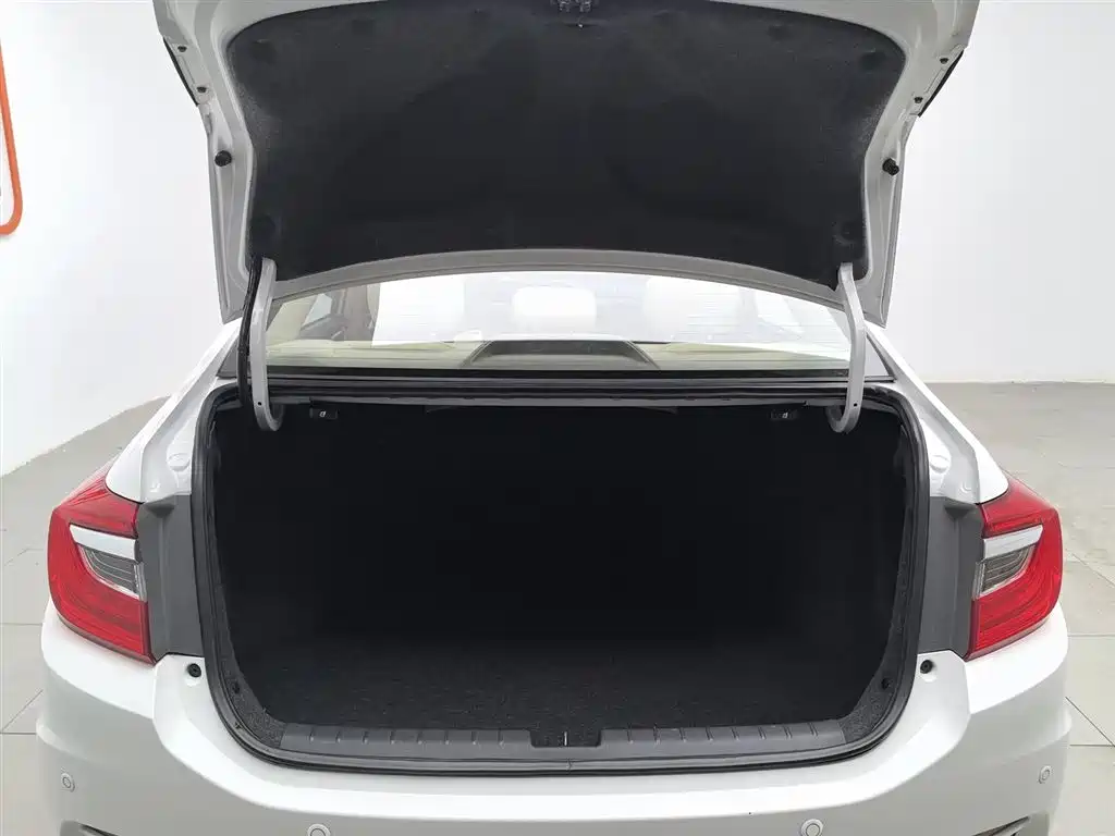 Honda Crider 2015 — фото 16