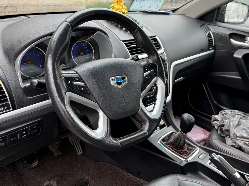 Geely Emgrand 2015