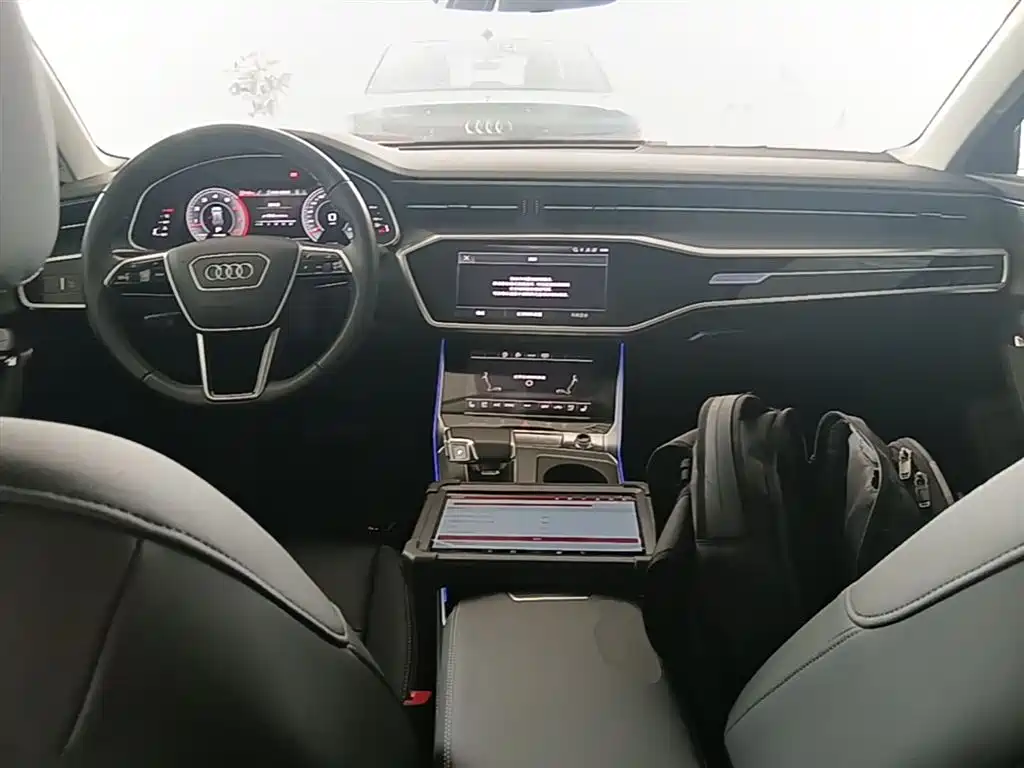 Audi A6 2025 — фото 10