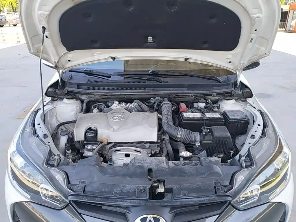 Toyota Yaris L 2019 — фото 20