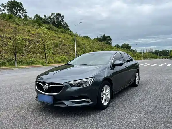 Buick Regal 2020