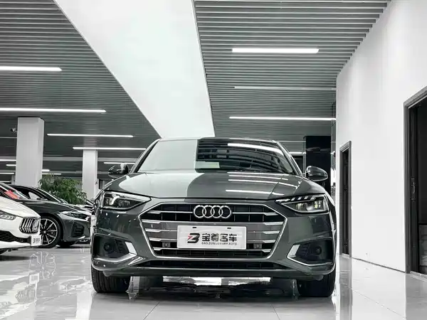 Audi A4L 2021