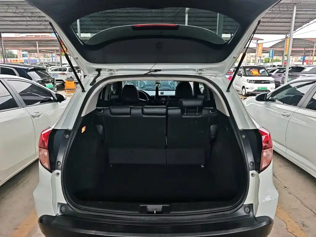 Honda Vezel 2017 — фото 19