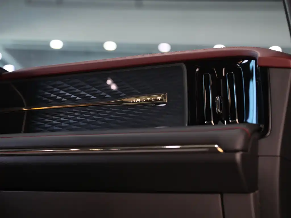 GAC Trumpchi M8 2023 — фото 19